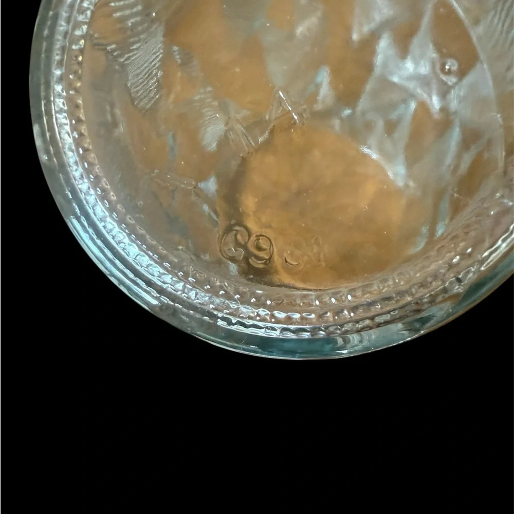 Elegant Clear Glass Vase with feather pattern by Brody Co